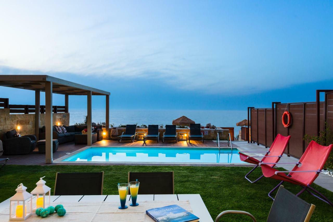 Espera Luxury Beach Front Residence With Pool & Bbq, By Thinkvilla Rethymno (Crete) ภายนอก รูปภาพ